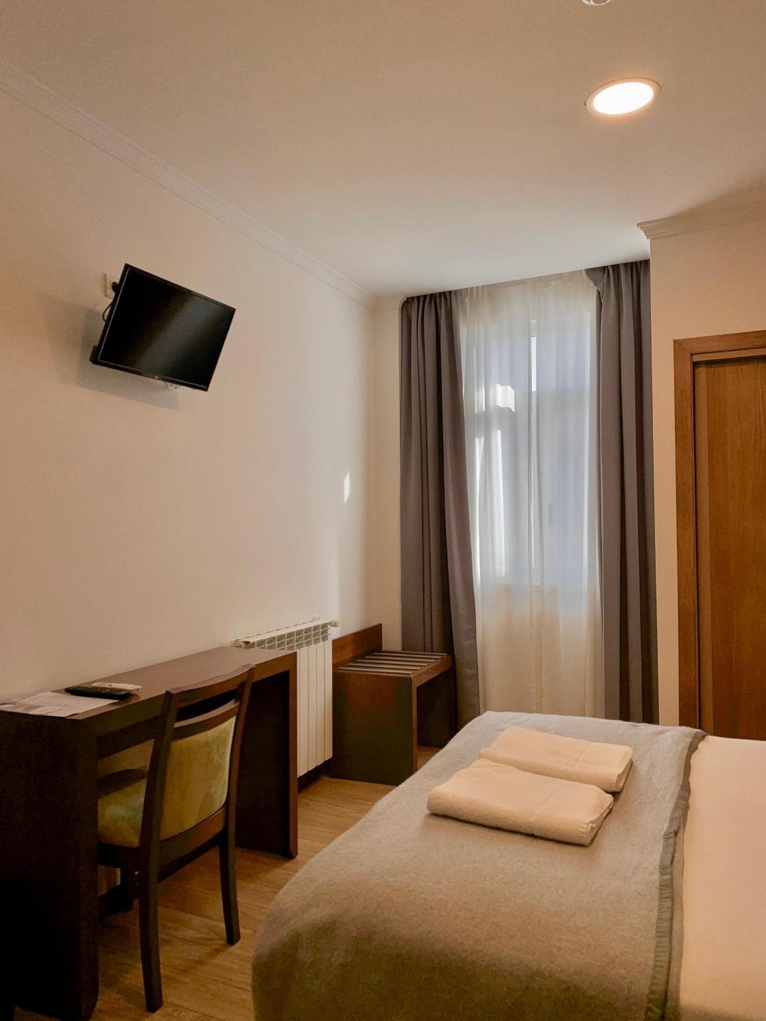 Hotel Vila Verde Кастро Верде Екстериор снимка