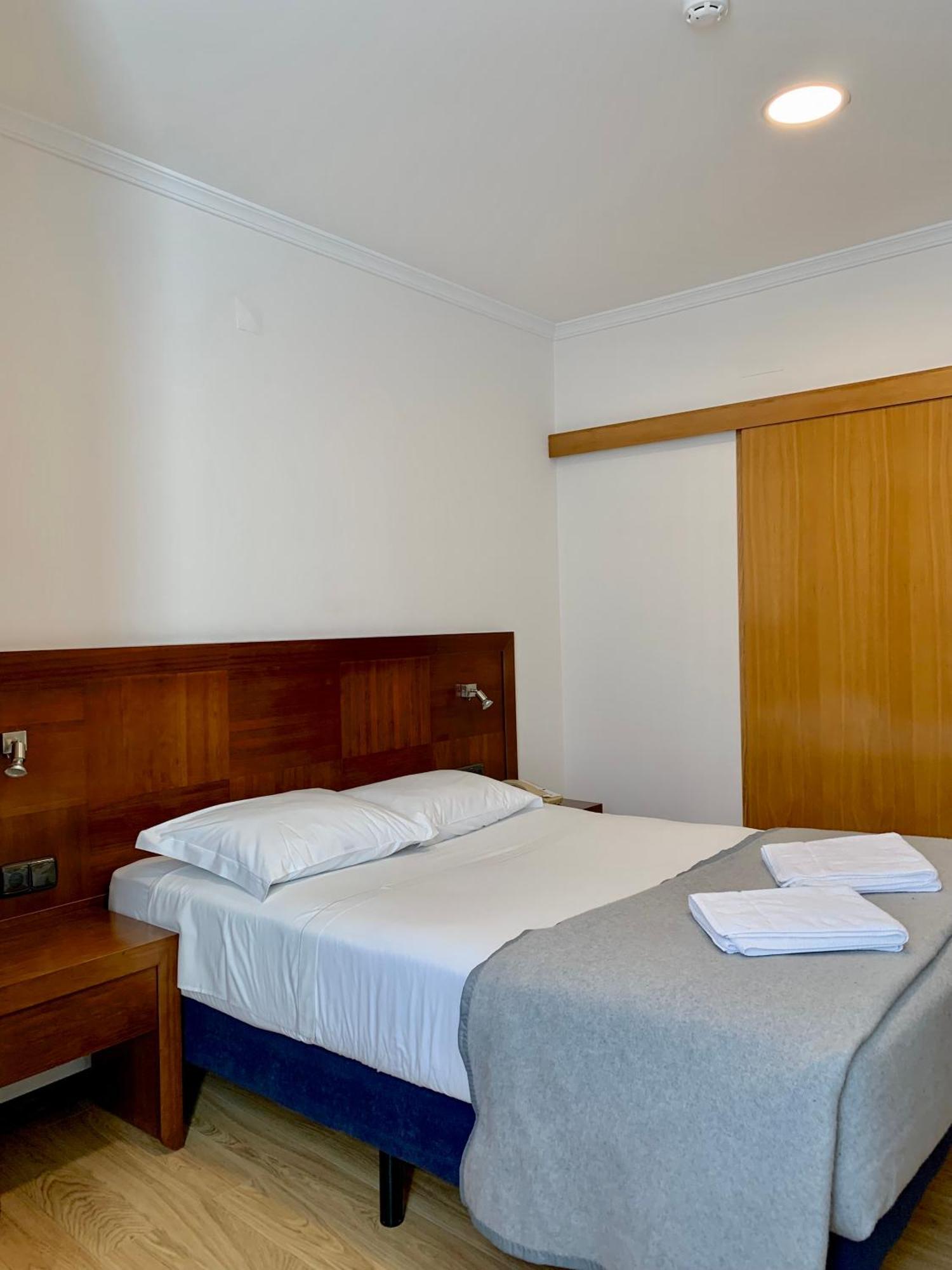 Hotel Vila Verde Кастро Верде Екстериор снимка