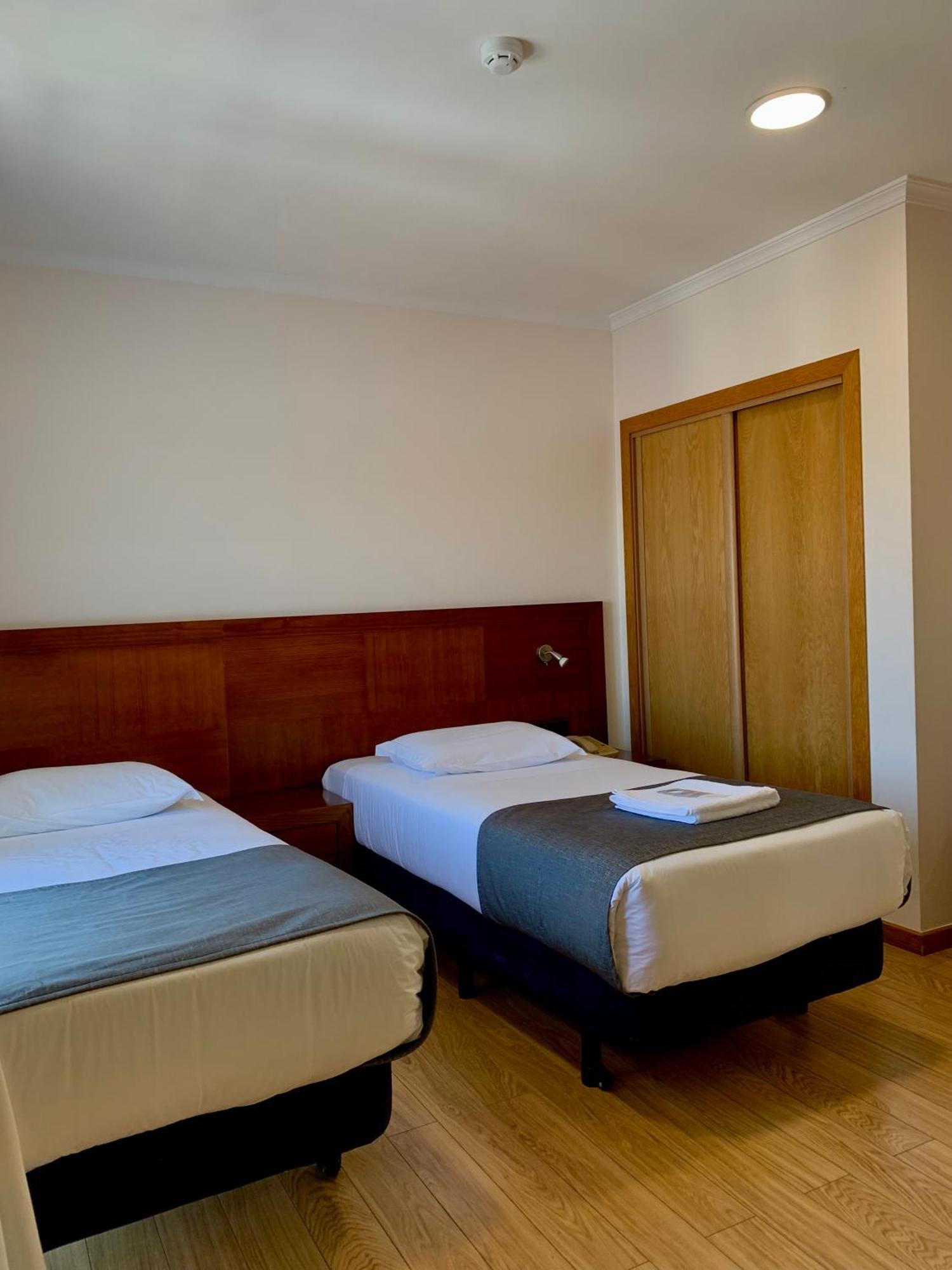 Hotel Vila Verde Кастро Верде Екстериор снимка