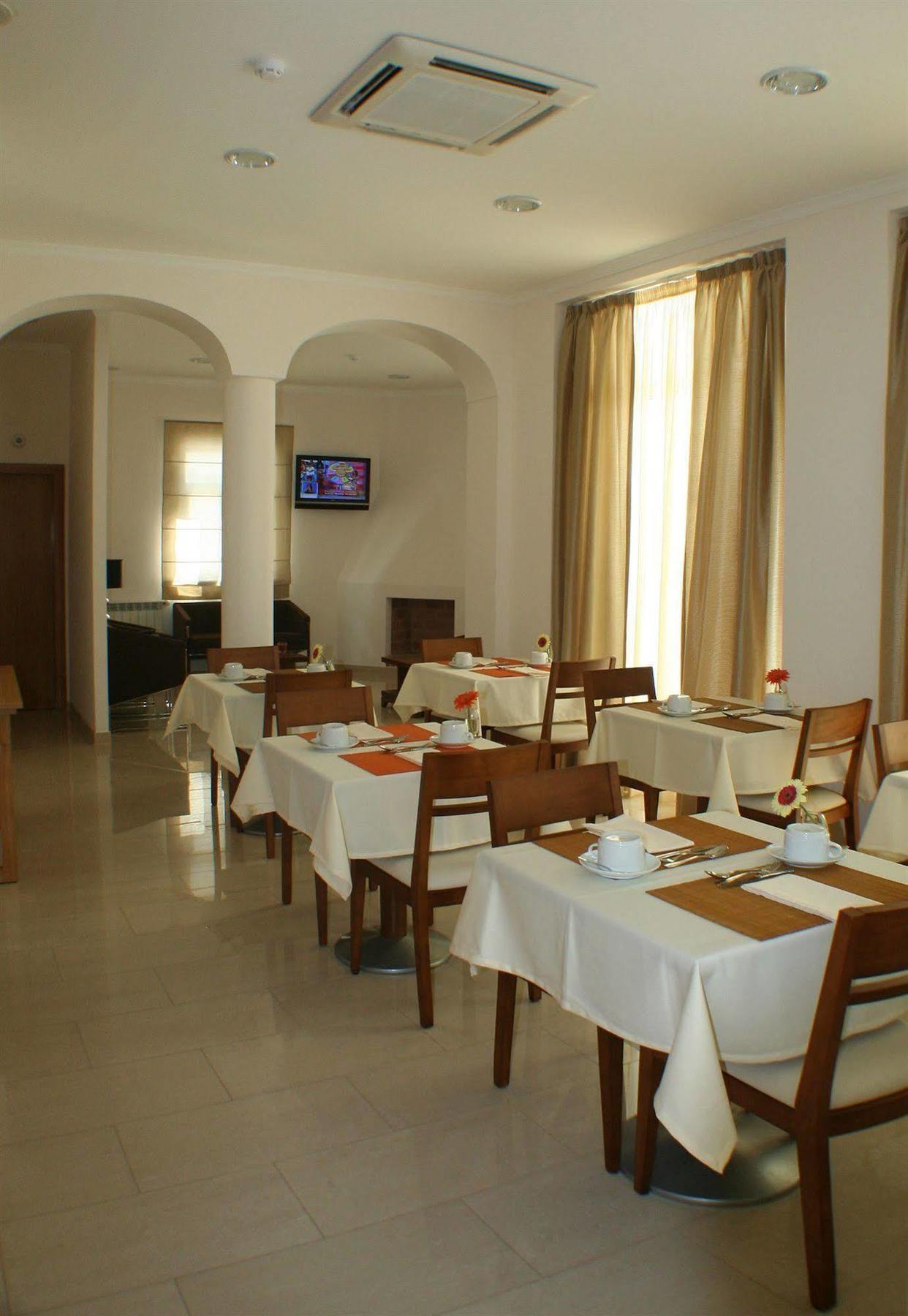 Hotel Vila Verde Кастро Верде Екстериор снимка